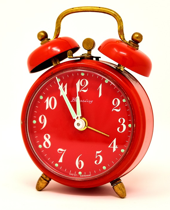 red alarm clock